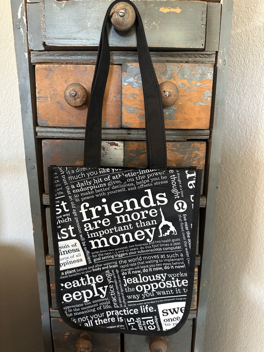 NWOT Lululemon Black & White Quote Tote